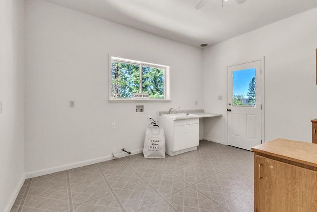 19665 Eagle Ridge Rd, Foresthill, CA 95631