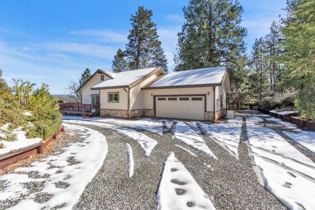 19665 Eagle Ridge Rd, Foresthill, CA 95631