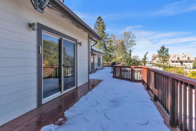 19665 Eagle Ridge Rd, Foresthill, CA 95631
