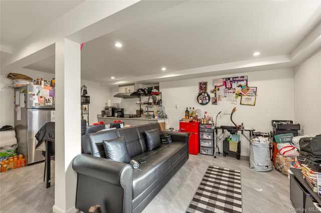 15040 16th Road, Whitestone, NY 11357