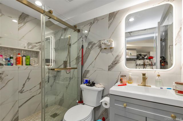 15040 16th Road, Whitestone, NY 11357