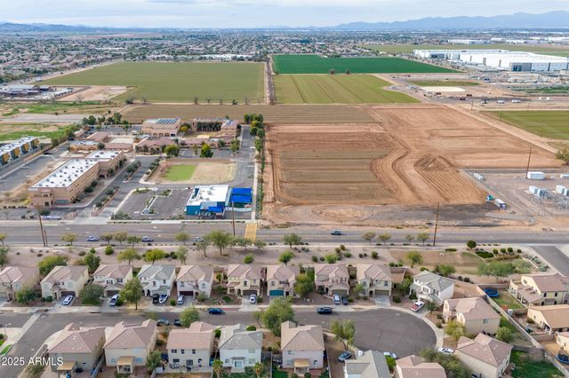 2416 S 90TH Glen, Tolleson, AZ 85353