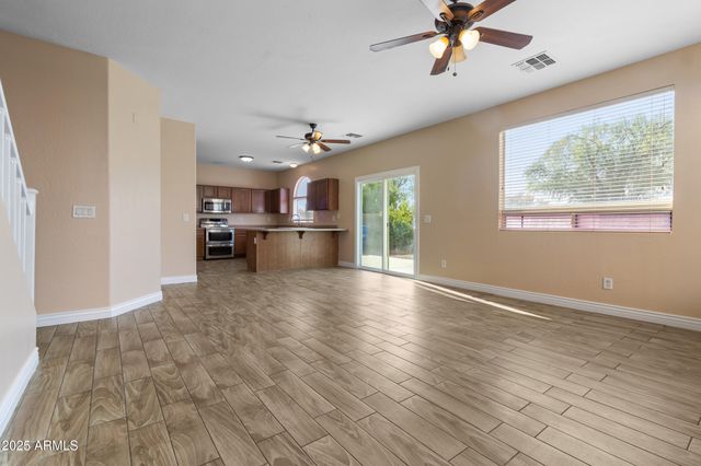2416 S 90TH Glen, Tolleson, AZ 85353