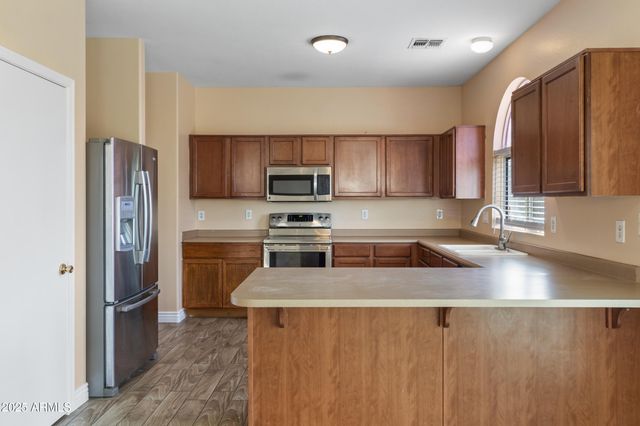 2416 S 90TH Glen, Tolleson, AZ 85353