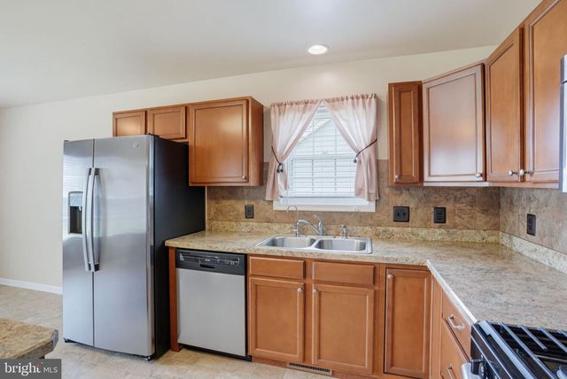 42 WATERWAY DR, Frederica, DE 19946