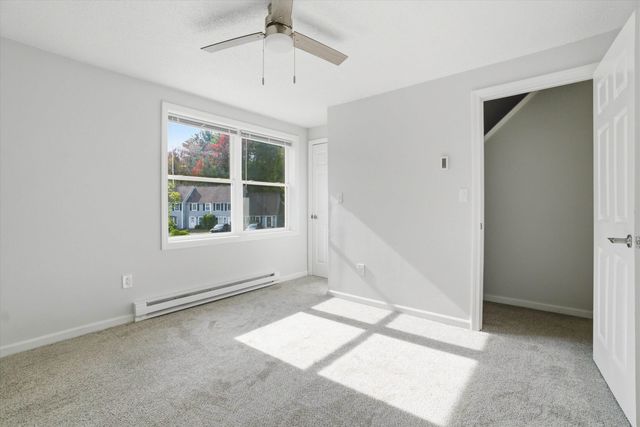 25 Blossom Lane, Merrimack, NH 03054