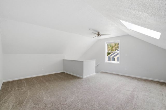 25 Blossom Lane, Merrimack, NH 03054