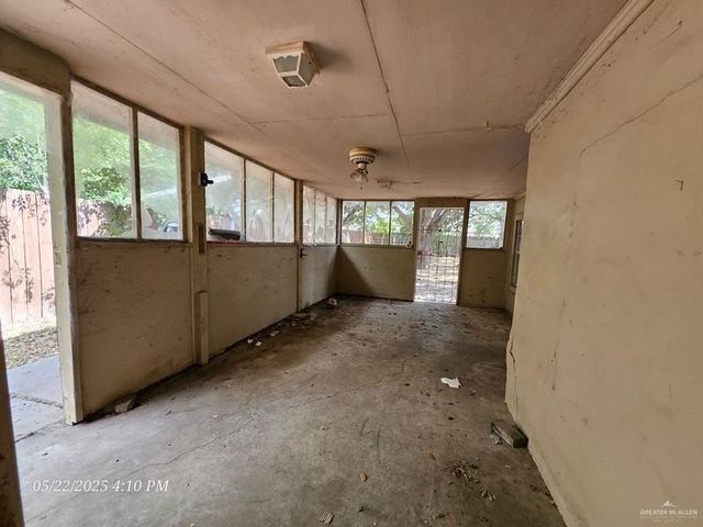 1006 E 12th Street, Mission, TX 78572