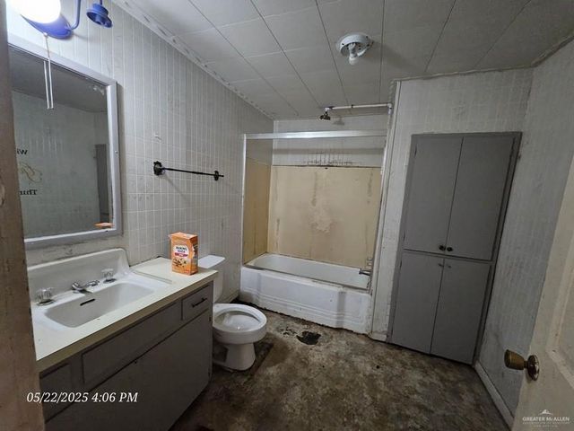 1006 E 12th Street, Mission, TX 78572