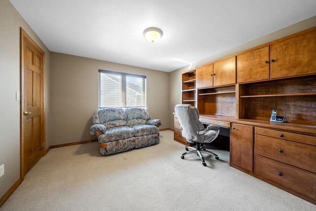 1843 BRIARWOOD COURT, De Pere, WI 54115