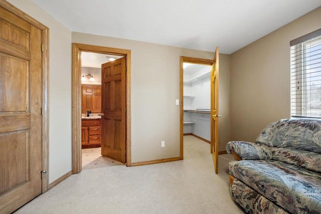 1843 BRIARWOOD COURT, De Pere, WI 54115