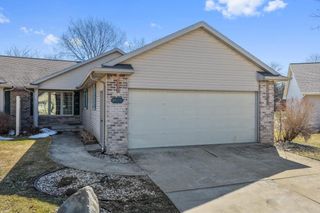 1843 BRIARWOOD COURT, De Pere, WI 54115
