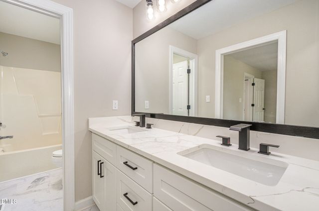 2324 Dahlgreen Road, Raleigh, NC 27615