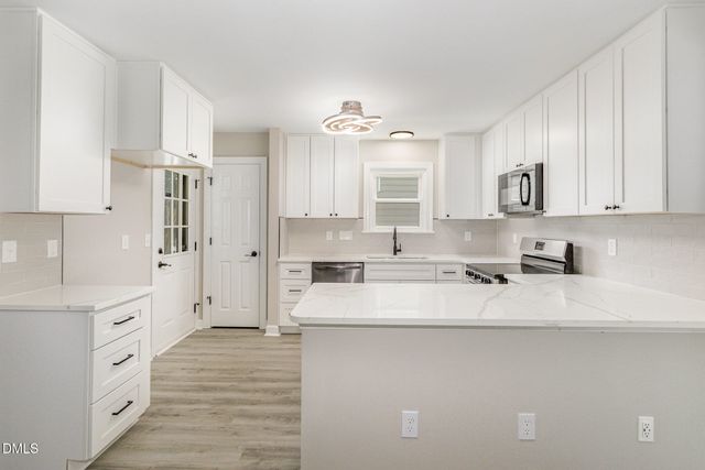 2324 Dahlgreen Road, Raleigh, NC 27615