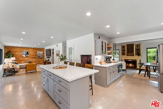 2231 Willowpark Court, Thousand Oaks, CA 91362