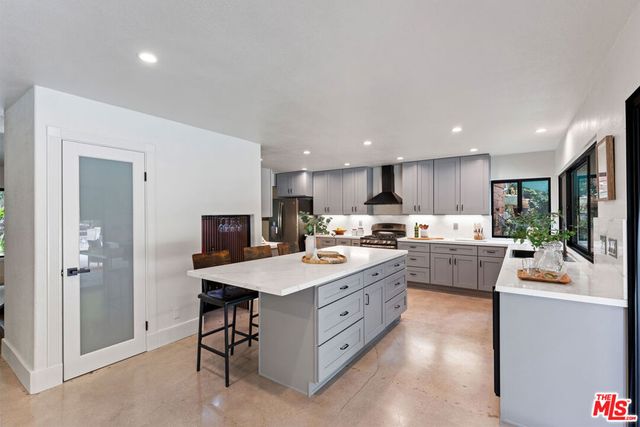 2231 Willowpark Court, Thousand Oaks, CA 91362