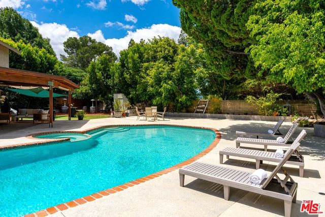 2231 Willowpark Court, Thousand Oaks, CA 91362