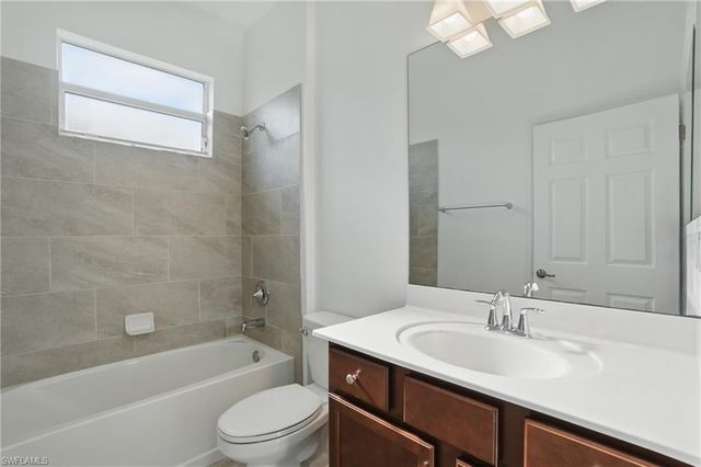 1767 Alameda DR, Naples, FL 34120
