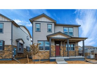 667 N Ukraine St, Aurora, CO 80018