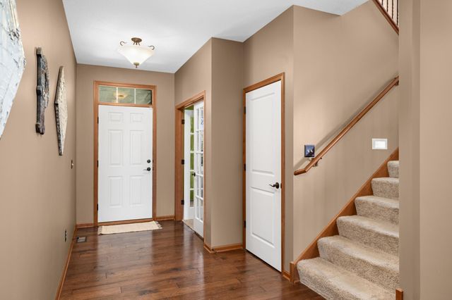 8897 67th Street Bay South, Cottage Grove, MN 55016