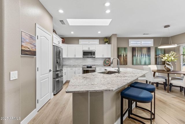 16038 W AUTUMN SAGE Drive, Surprise, AZ 85374