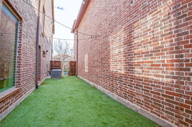 7031 Nueces Drive, Irving, TX 75039