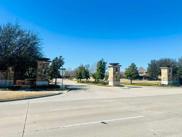 7031 Nueces Drive, Irving, TX 75039