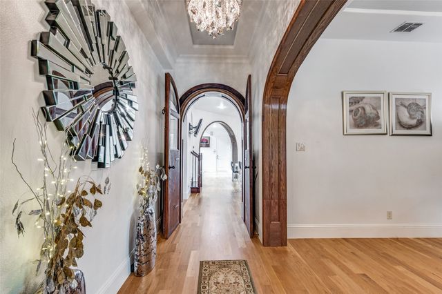 7031 Nueces Drive, Irving, TX 75039