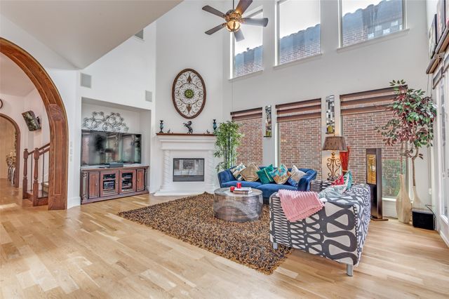 7031 Nueces Drive, Irving, TX 75039