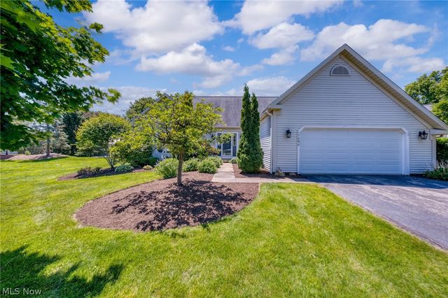2080 Fairway Circle, Hudson, OH 44236