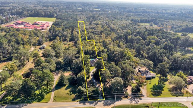 411 S Elm Street, Haughton, LA 71037