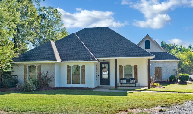 411 S Elm Street, Haughton, LA 71037