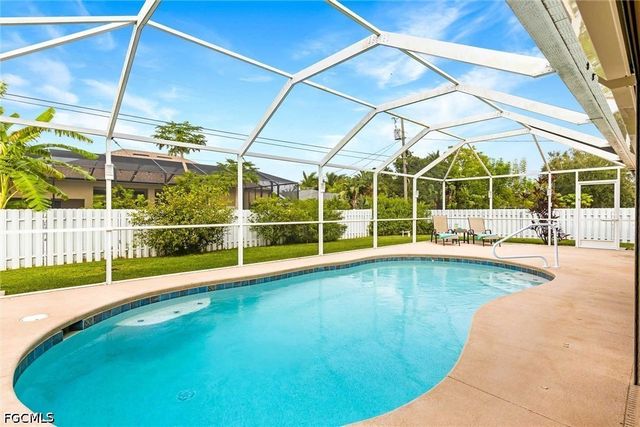 4226 SW 14th PL, Cape Coral, FL 33914