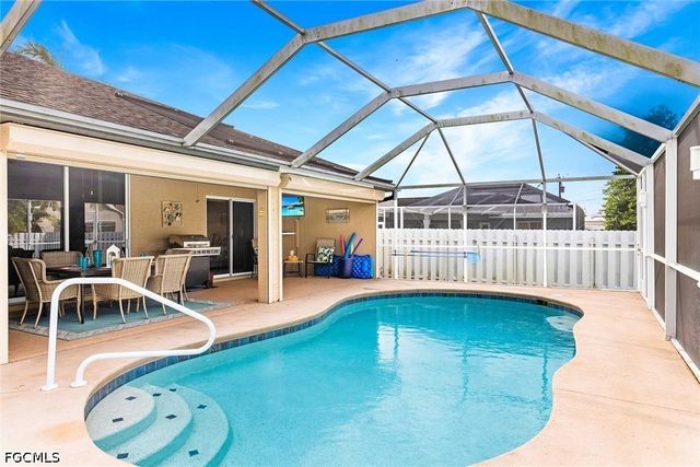 4226 SW 14th PL, Cape Coral, FL 33914
