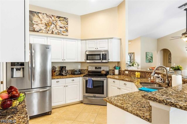 4226 SW 14th PL, Cape Coral, FL 33914