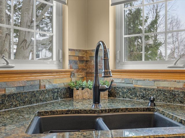 1849 Moorland Lane, Crystal Lake, IL 60014