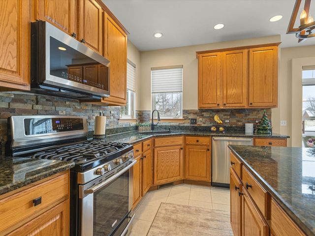 1849 Moorland Lane, Crystal Lake, IL 60014