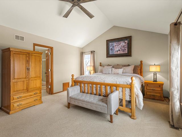 1849 Moorland Lane, Crystal Lake, IL 60014