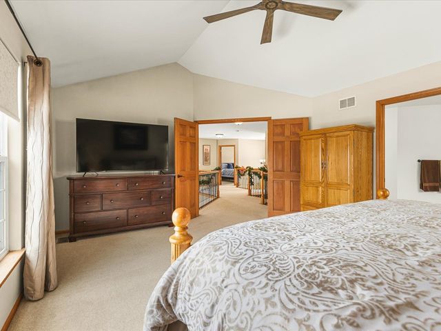 1849 Moorland Lane, Crystal Lake, IL 60014