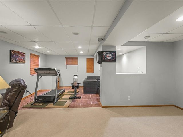 1849 Moorland Lane, Crystal Lake, IL 60014