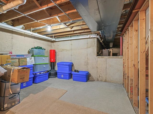 1849 Moorland Lane, Crystal Lake, IL 60014