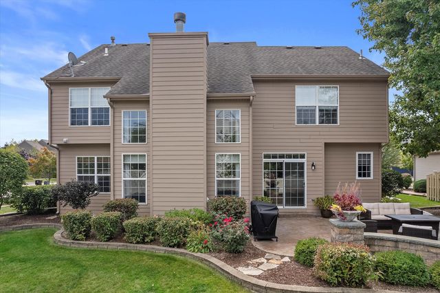 1849 Moorland Lane, Crystal Lake, IL 60014