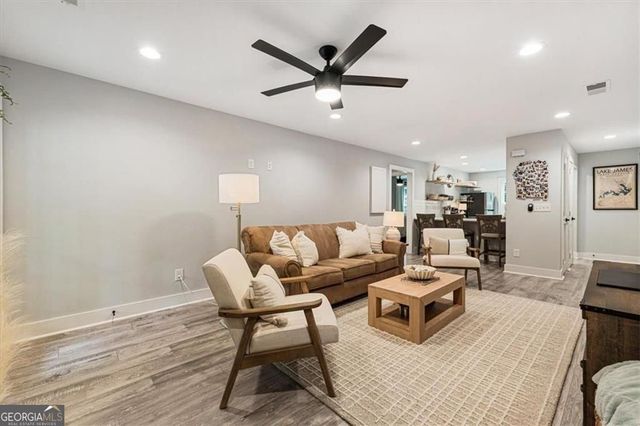 302 Teal Court 302, Roswell, GA 30076