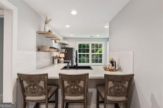 302 Teal Court 302, Roswell, GA 30076