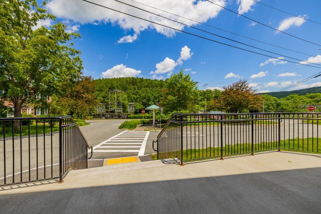 2706 East Woodstock Road, Woodstock, VT 05091