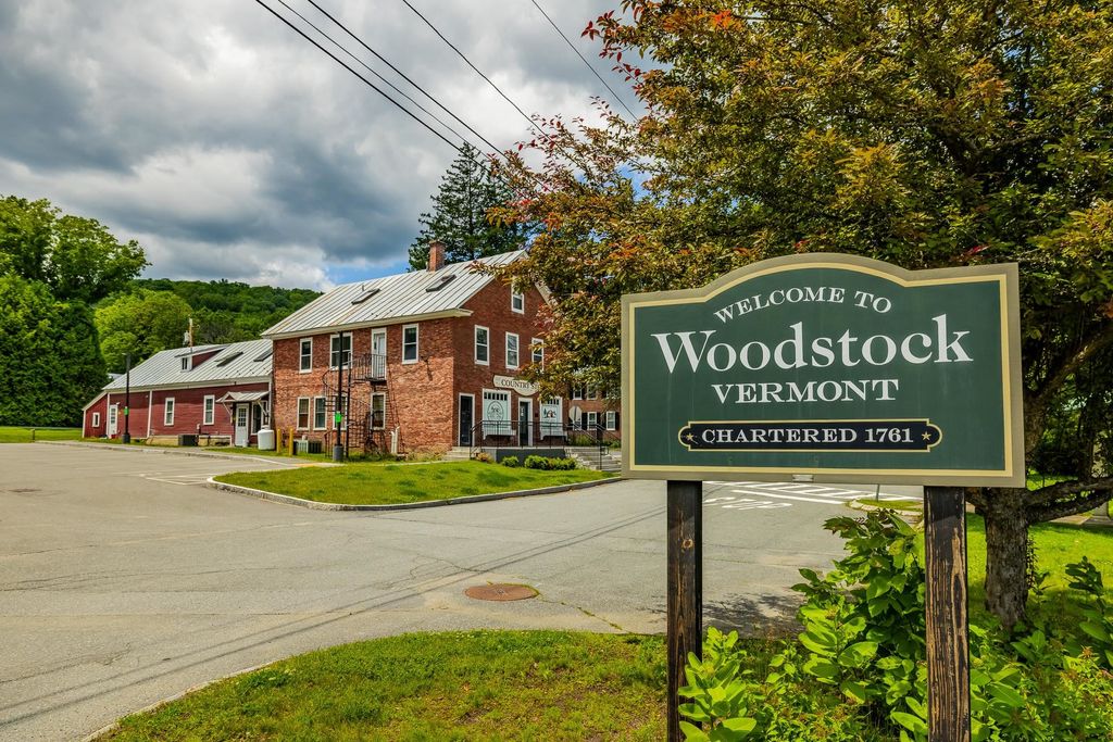 2706 East Woodstock Road, Woodstock, VT 05091