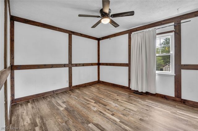 8600 Brentwood Drive, Olmsted Twp, OH 44138