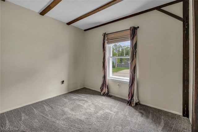 8600 Brentwood Drive, Olmsted Twp, OH 44138
