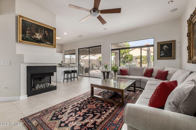 4214 E KIRKLAND Road, Phoenix, AZ 85050