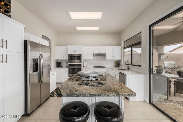 4214 E KIRKLAND Road, Phoenix, AZ 85050